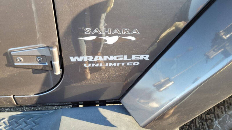 2016 Jeep Wrangler Unlimited Sahara