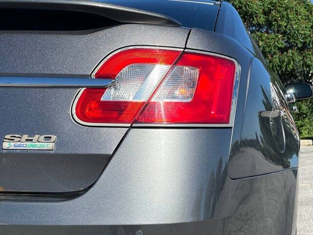 2011 Ford Taurus SHO