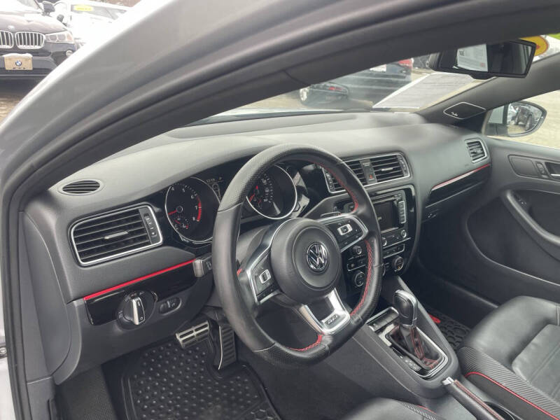 2015 Volkswagen Jetta GLI SE