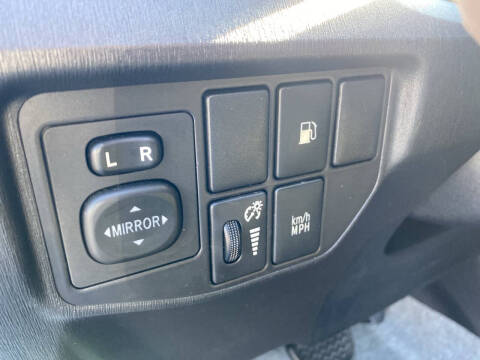 2012 Toyota Prius Plug-in Hybrid