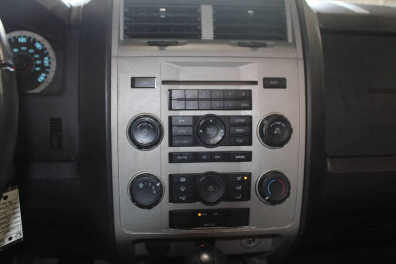 2011 Ford Escape XLT
