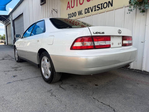 2000 Lexus ES 300