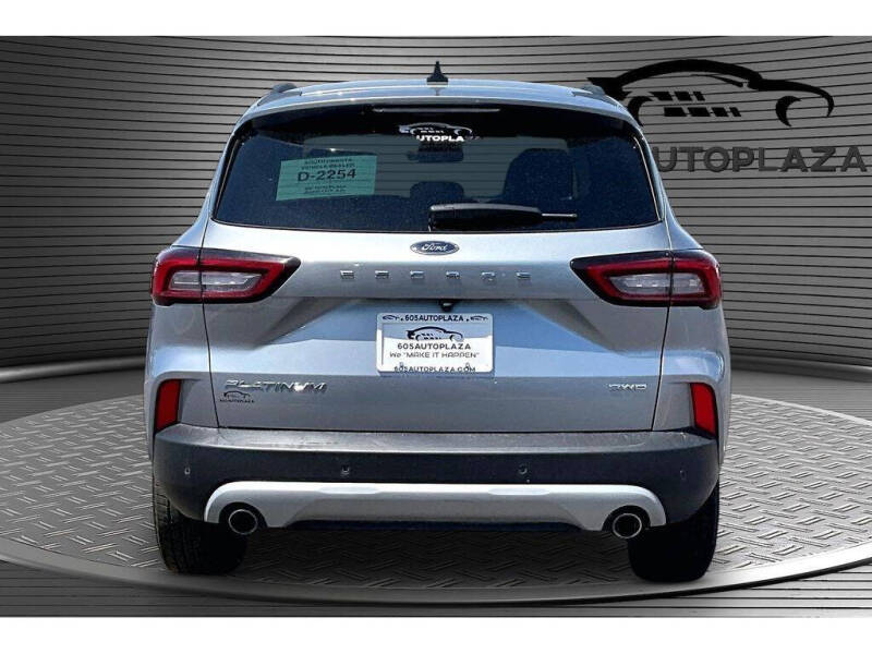 2024 Ford Escape Platinum