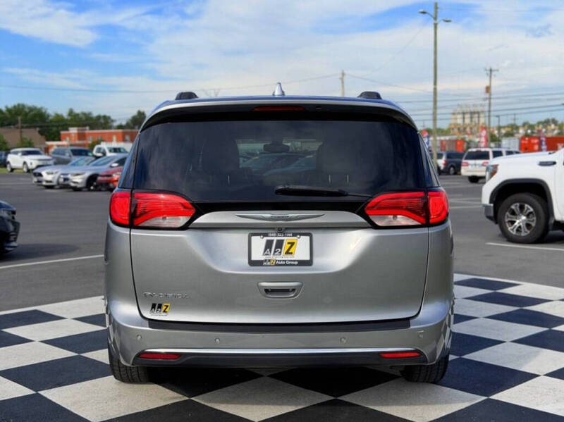 2017 Chrysler Pacifica Touring Plus
