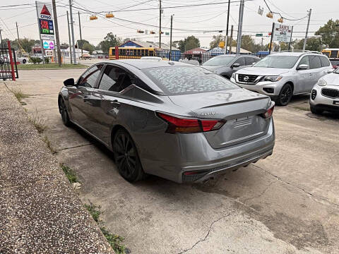 2019 Nissan Altima 2.5 SR