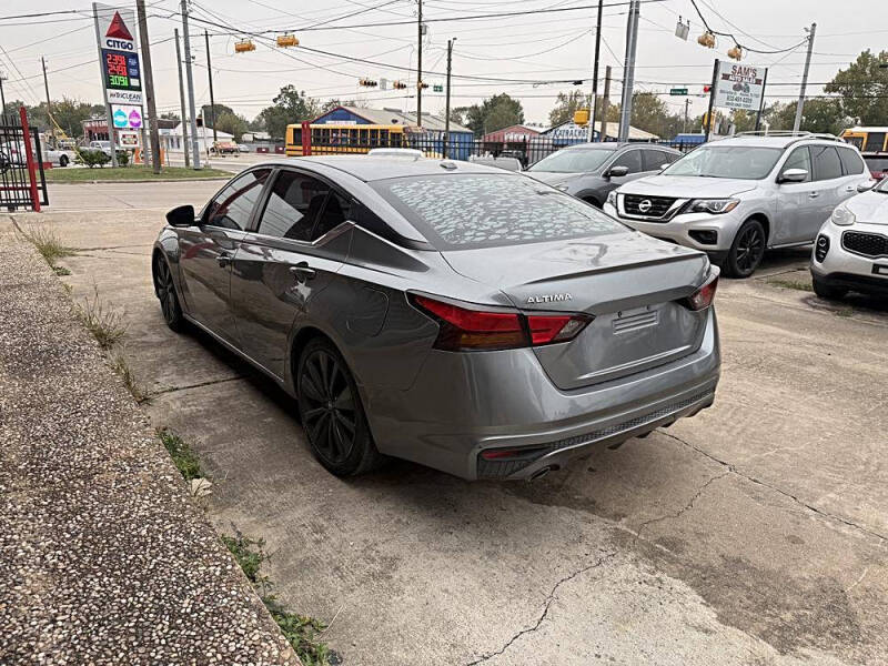 2019 Nissan Altima 2.5 SR