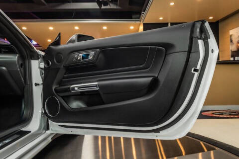 2022 Ford Mustang