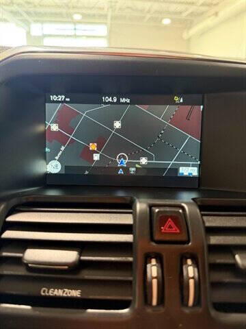 2017 Volvo XC60 T6 R-Design