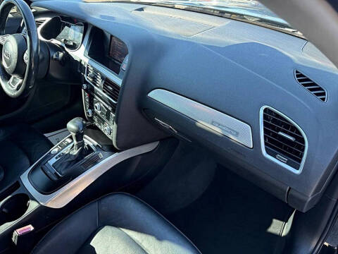 2016 Audi A4 2.0T quattro Premium