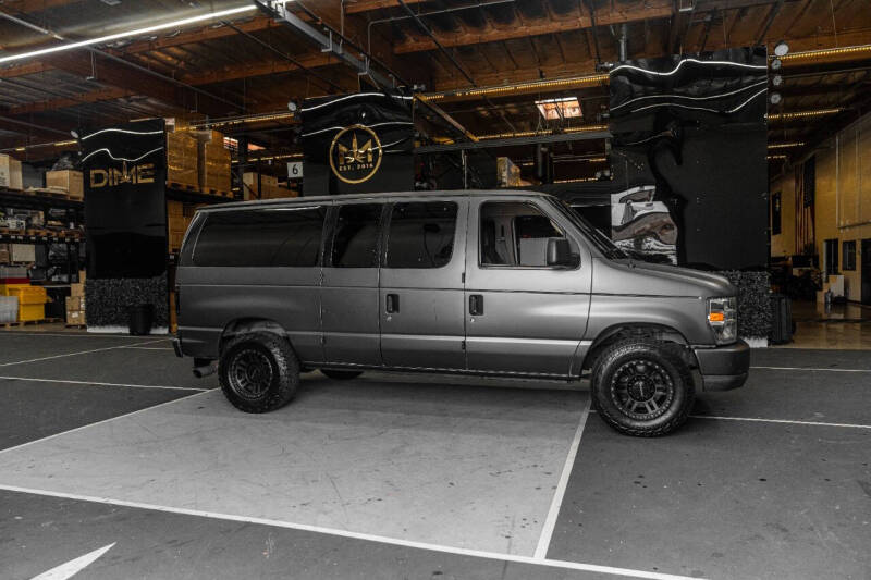 2010 Ford E-Series E-350 SD XLT