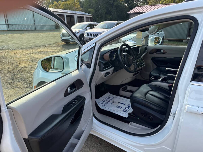 2017 Chrysler Pacifica Touring Plus