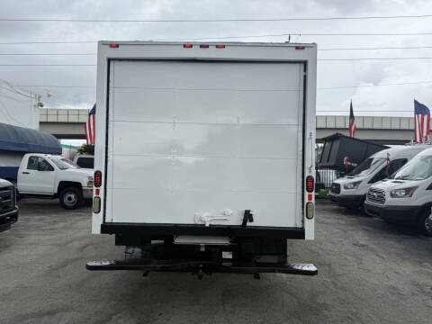 2017 Ford E-Series E-350 SD