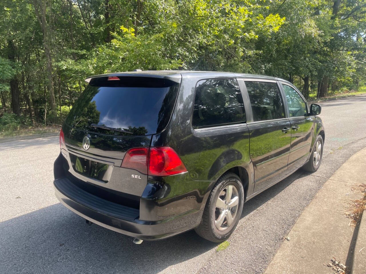 2010 Volkswagen Routan for sale at Tower Grove Auto in Saint Louis, MO