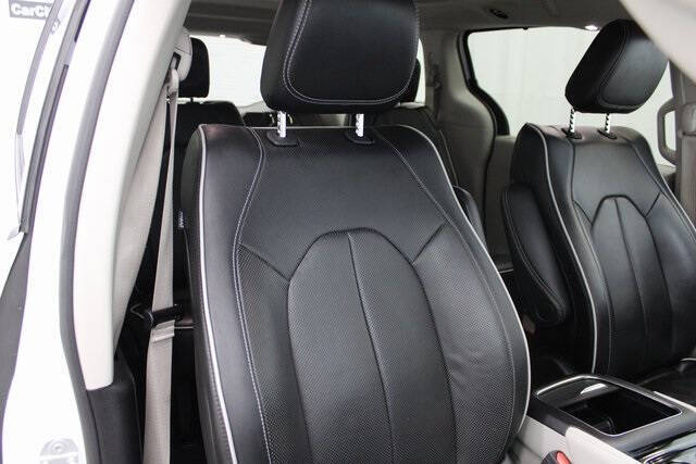 2022 Chrysler Pacifica Limited