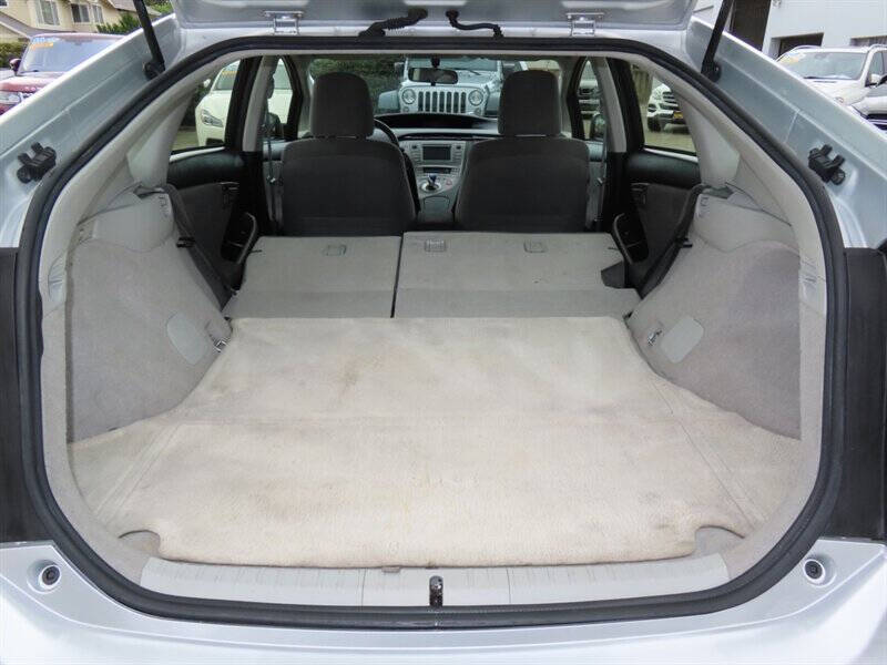 2015 Toyota Prius Two