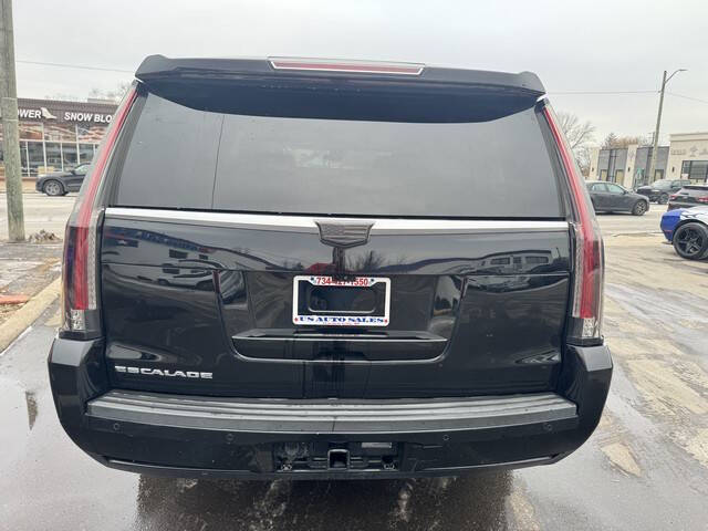 2019 Cadillac Escalade ESV Luxury