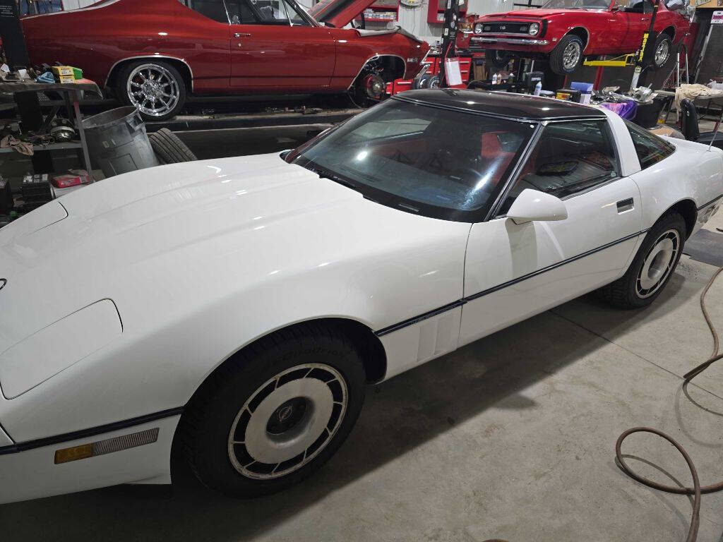 1985 Chevrolet Corvette 25