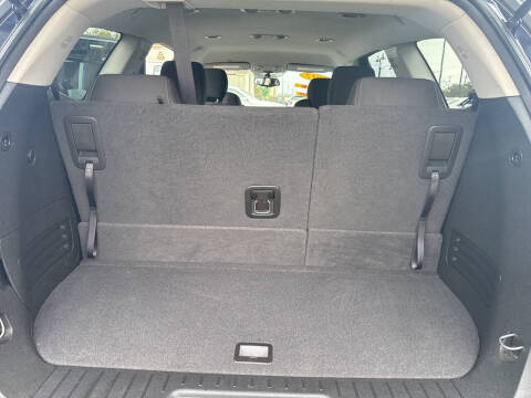 2017 Chevrolet Traverse LT