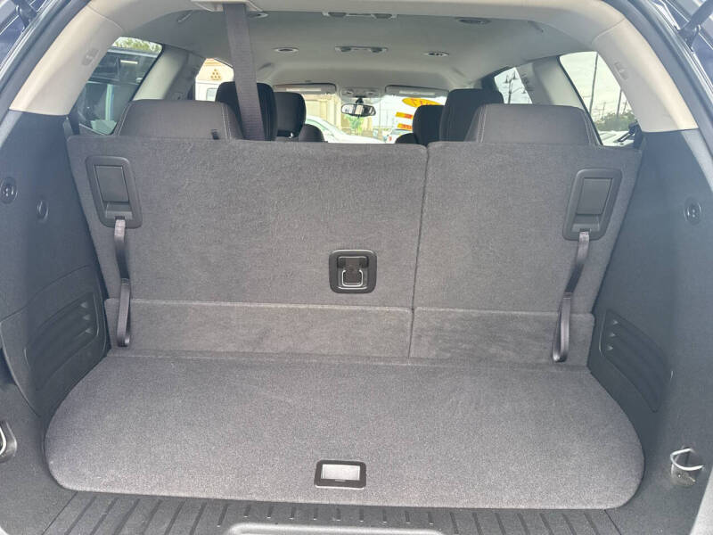 2017 Chevrolet Traverse LT
