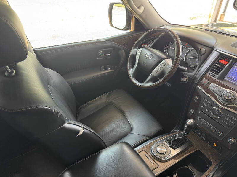 2015 Infiniti QX80