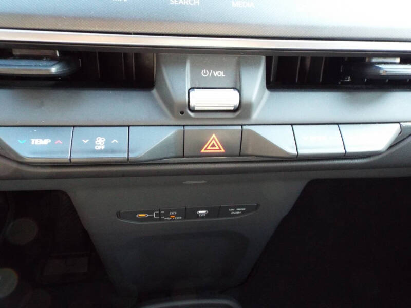 2024 Kia EV9 Light Long Range