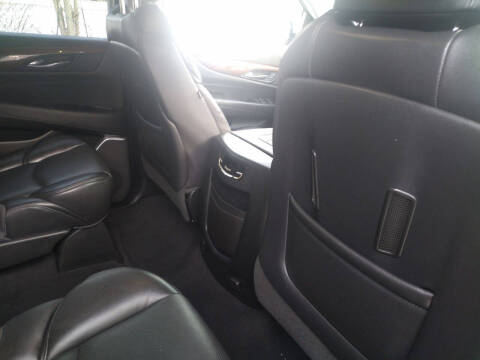 2019 Cadillac Escalade Luxury