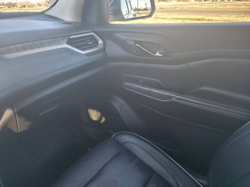 2021 GMC Acadia Denali