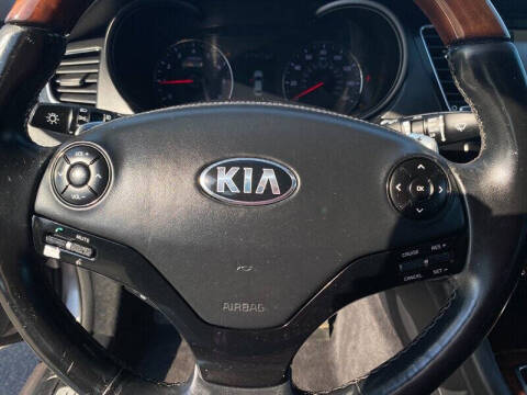 2016 Kia K900 Luxury V6