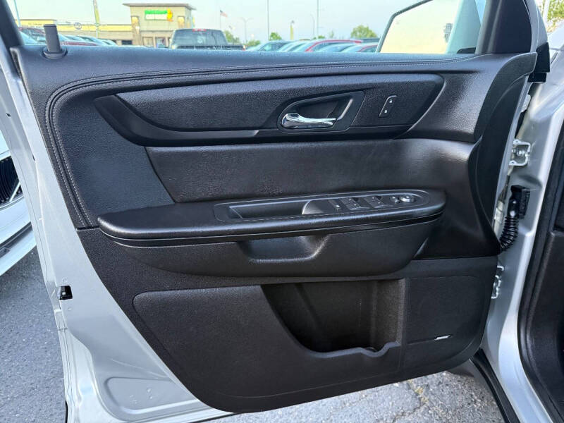 2016 Chevrolet Traverse LT