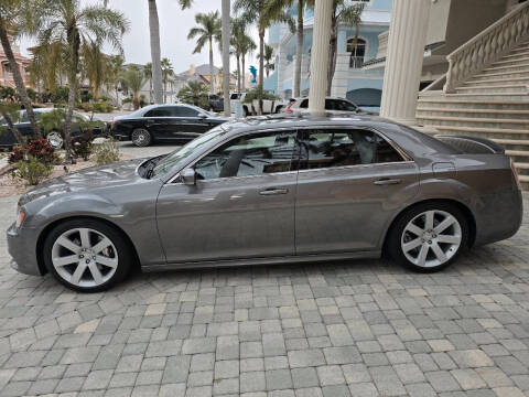 2012 Chrysler 300 SRT8