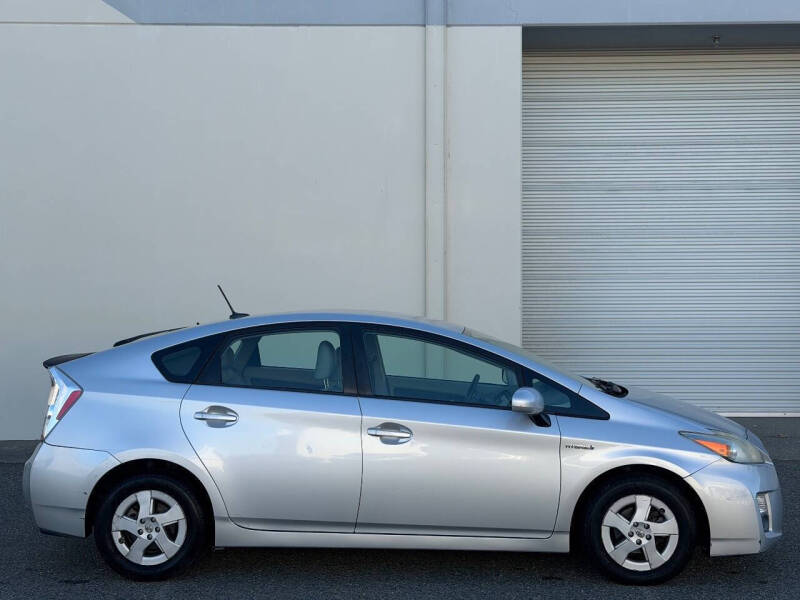 2010 Toyota Prius II