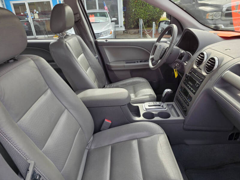 2006 Ford Freestyle SEL