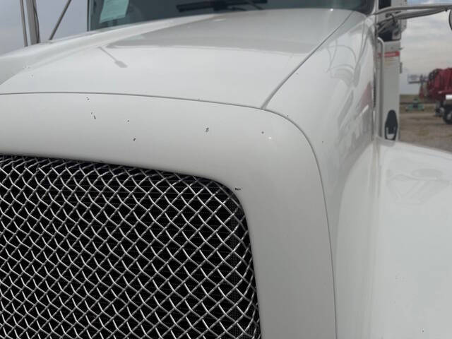 2019 Kenworth T270
