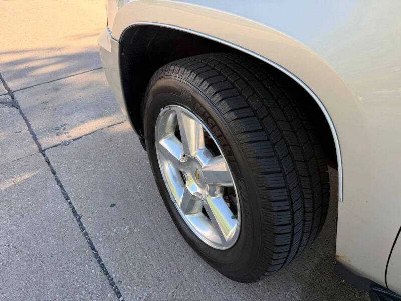 2013 Chevrolet Suburban LT