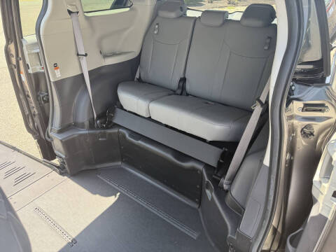2024 Toyota Sienna XLE 7-Passenger