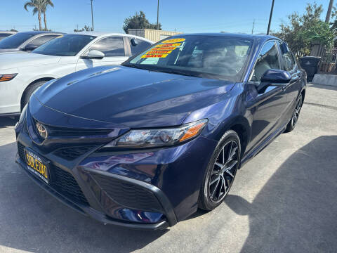 2022 Toyota Camry SE