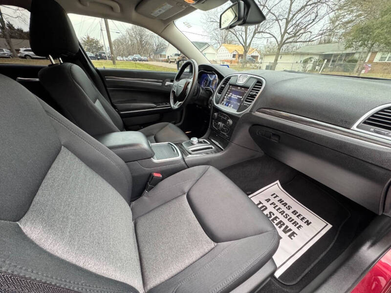 2020 Chrysler 300 Touring