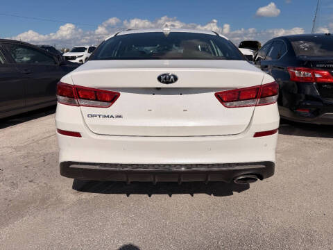 2019 Kia Optima LX