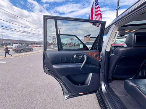 2017 Nissan Armada Platinum