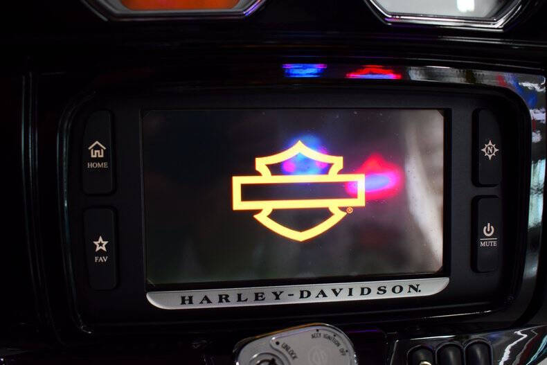 2017 Harley-Davidson Street Glide