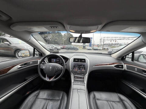 2014 Lincoln MKZ Hybrid