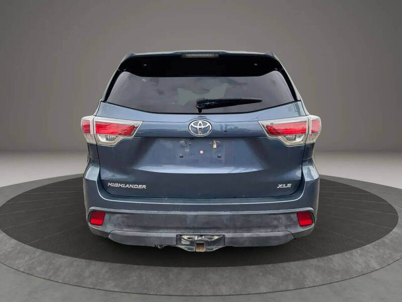 2016 Toyota Highlander XLE