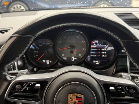 2018 Porsche Macan S