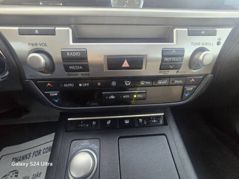 2013 Lexus ES 300h