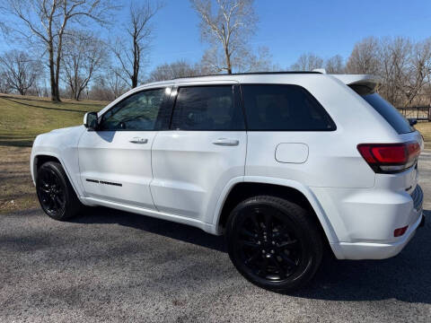 2017 Jeep Grand Cherokee Laredo