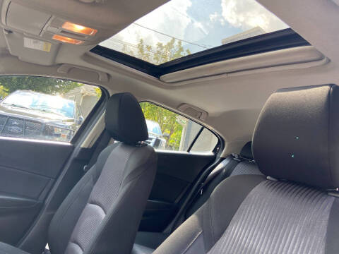 2016 Mazda MAZDA3 i Touring