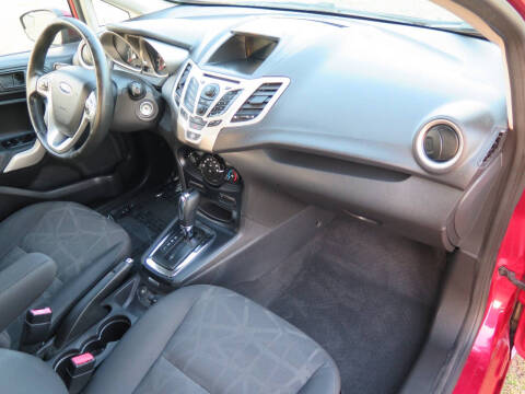 2013 Ford Fiesta SE