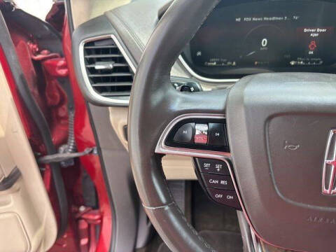 2019 Lincoln Nautilus Select