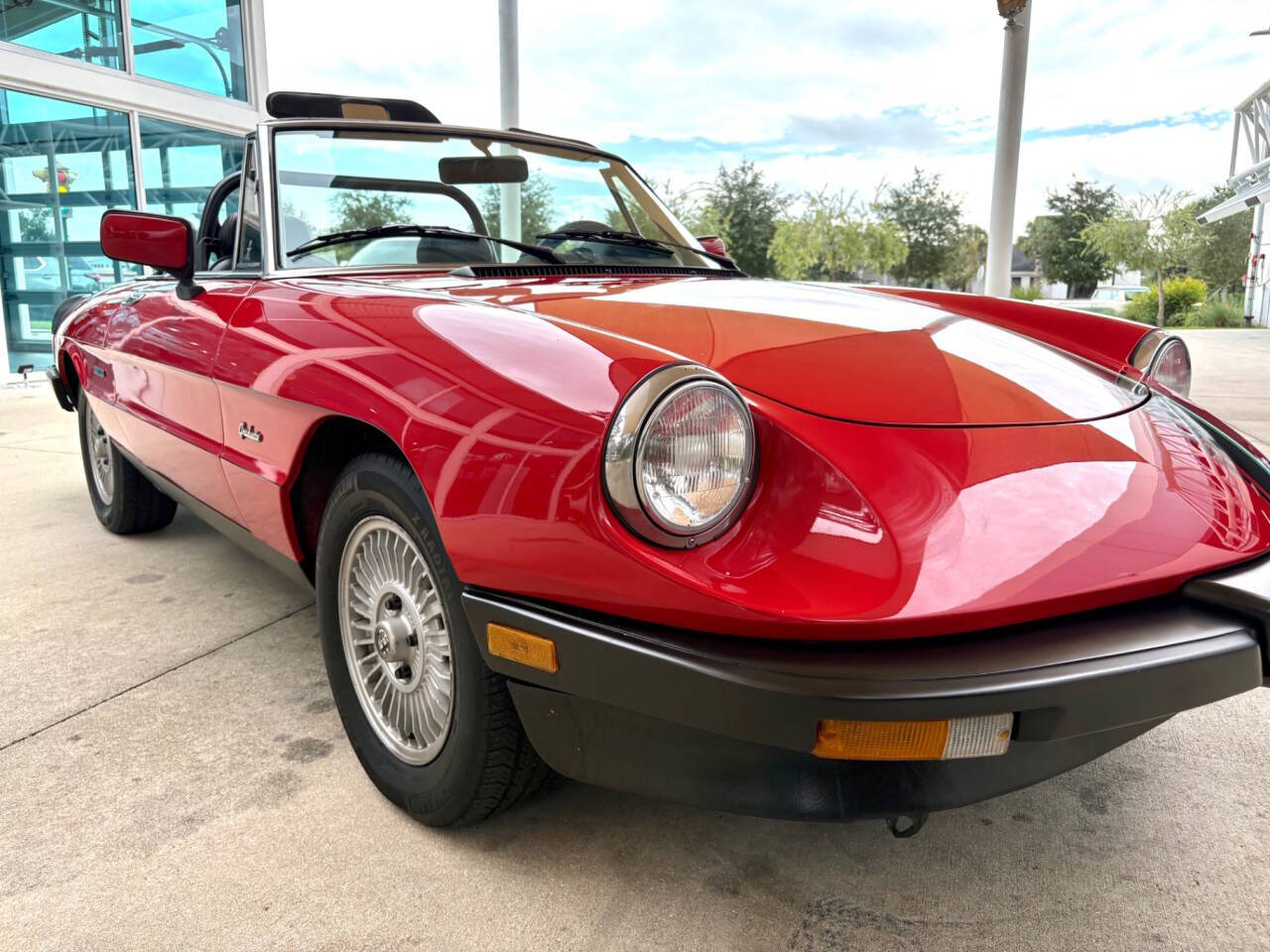 1986 Alfa Romeo Spider 18