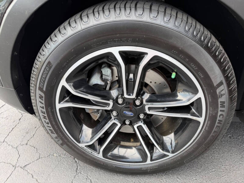 2014 Ford Explorer Sport